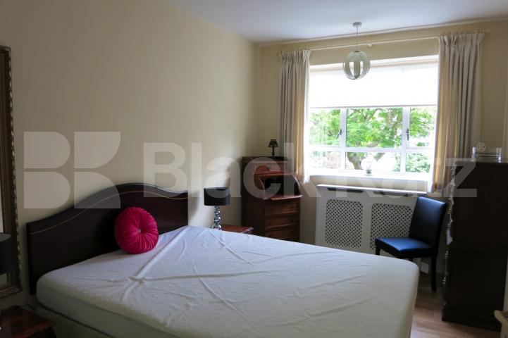			2 Bedroom, 1 bath, 1 reception Apartment			 Churchill Gardens, Pimlico